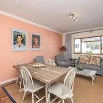 Vibrant And Safe 2 Bedroom Apartment