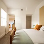 Roeland Terrace Hidden Gem