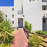 49 Mont Serrat Blouberg