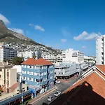 Luxury Apartment In Sea Point