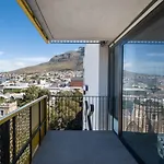 825 Wex1 By Perch Stays