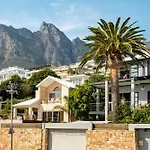 2Bed Apt 5Min Walk From Camps Bay Central Escape