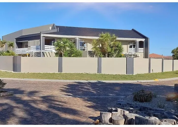 Beachwood Inn Melkbosstrand