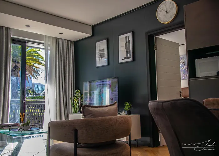 Kml Nine Palms Luxury 101