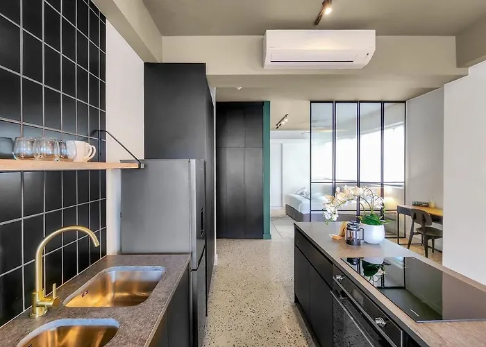 Stylish, Secure & Modern Work From Home Base