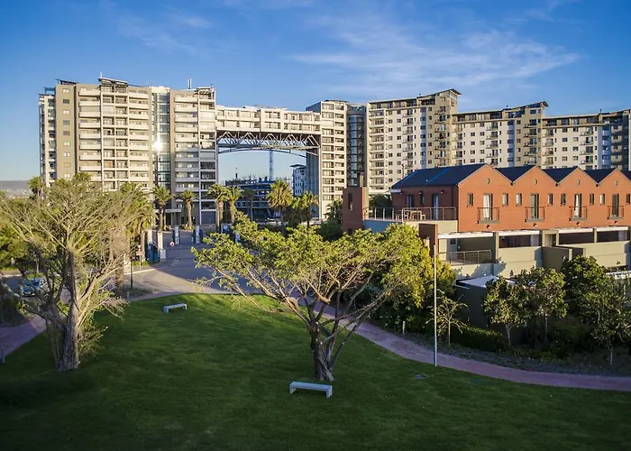 Manhattan Quarter Luxury Apartments