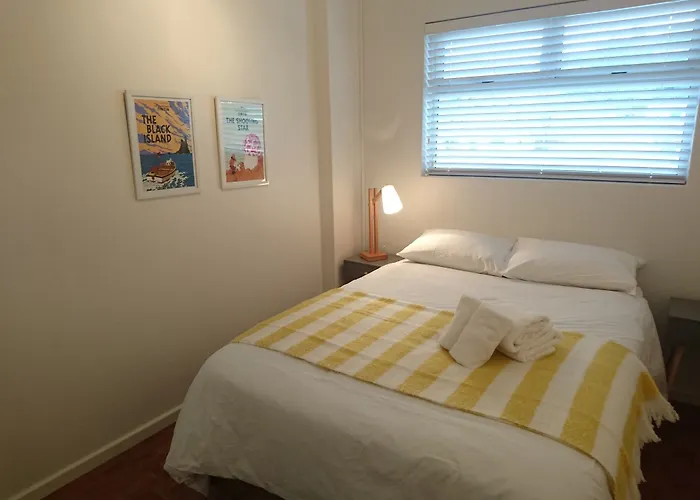 504 Warren Heights