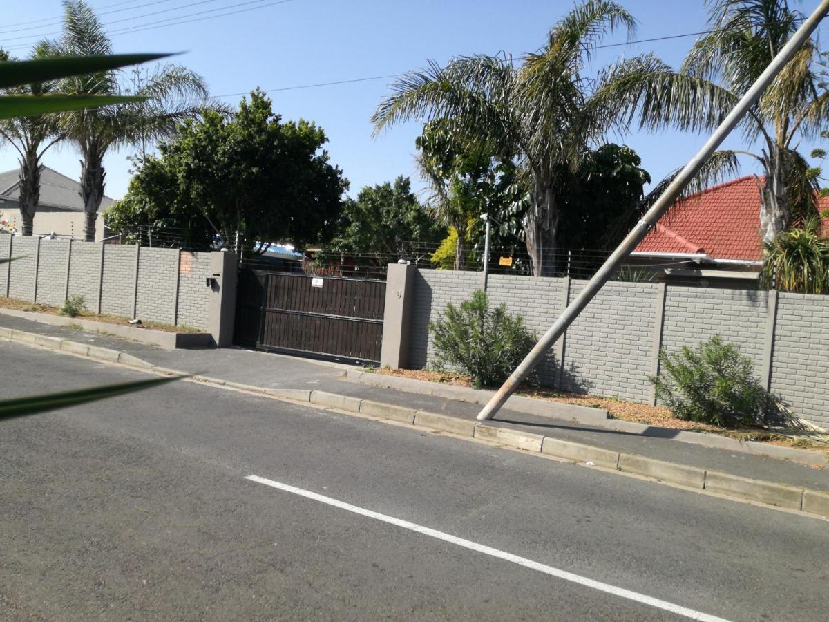 Mulu Cape Town