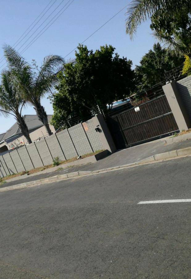 Mulu * Cape Town