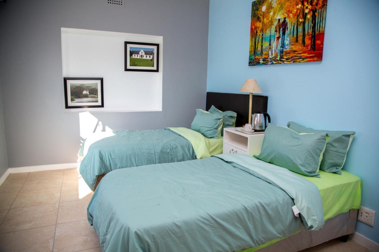 Relaxing In The Heart Of Ndabeni Guest house 2*