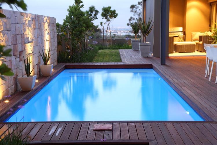 House In Secure Stonehurst Estate * Cape Town