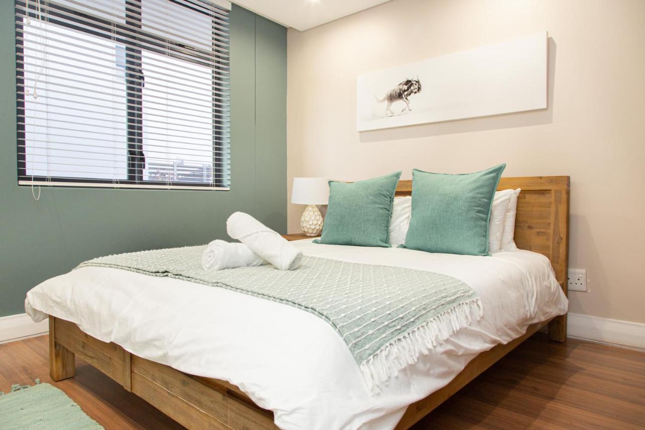 Luxury Beachfront 2 Bed 109 Eden On The Bay Apartment Cape Town
