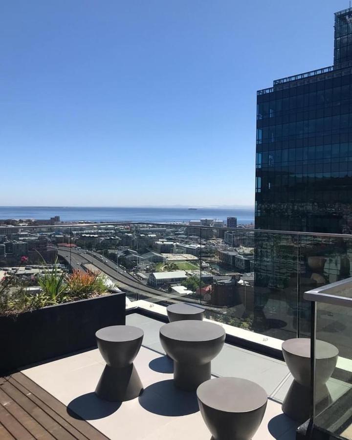 16 On Bree Luxury With Mountain Sea Views Apartment Cape Town