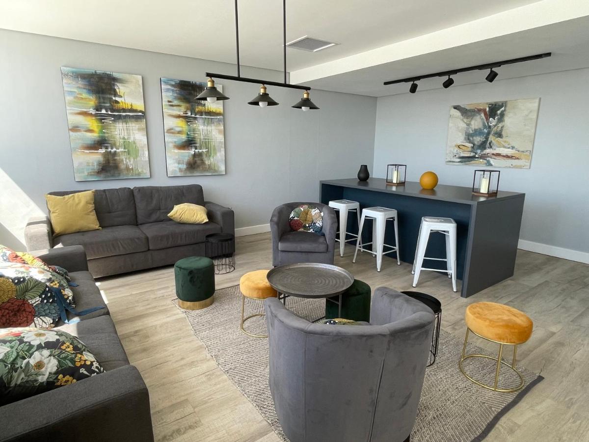 Apartment 1 On Building Cape Town