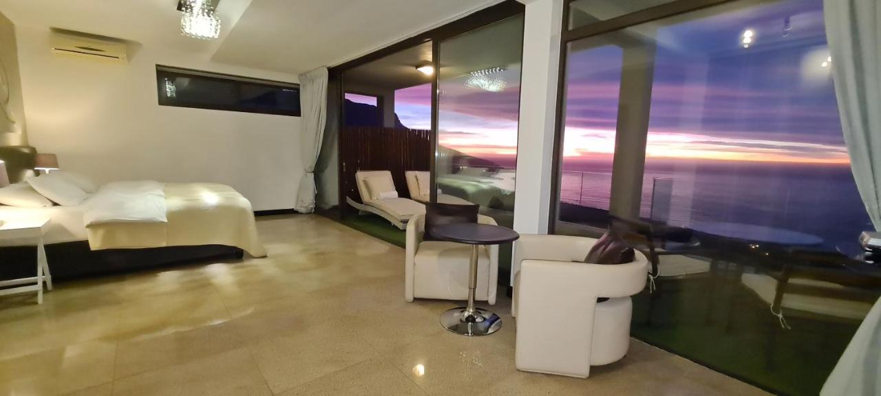 Atlantic Gold Guest house Cape Town