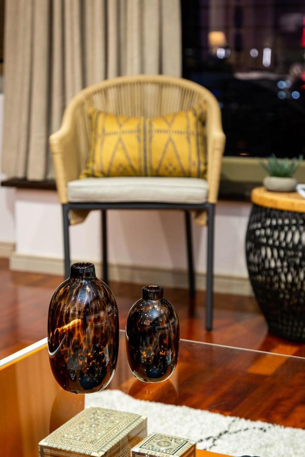 #1901 Cartwright - Serviced Corporate Gem Cape Town