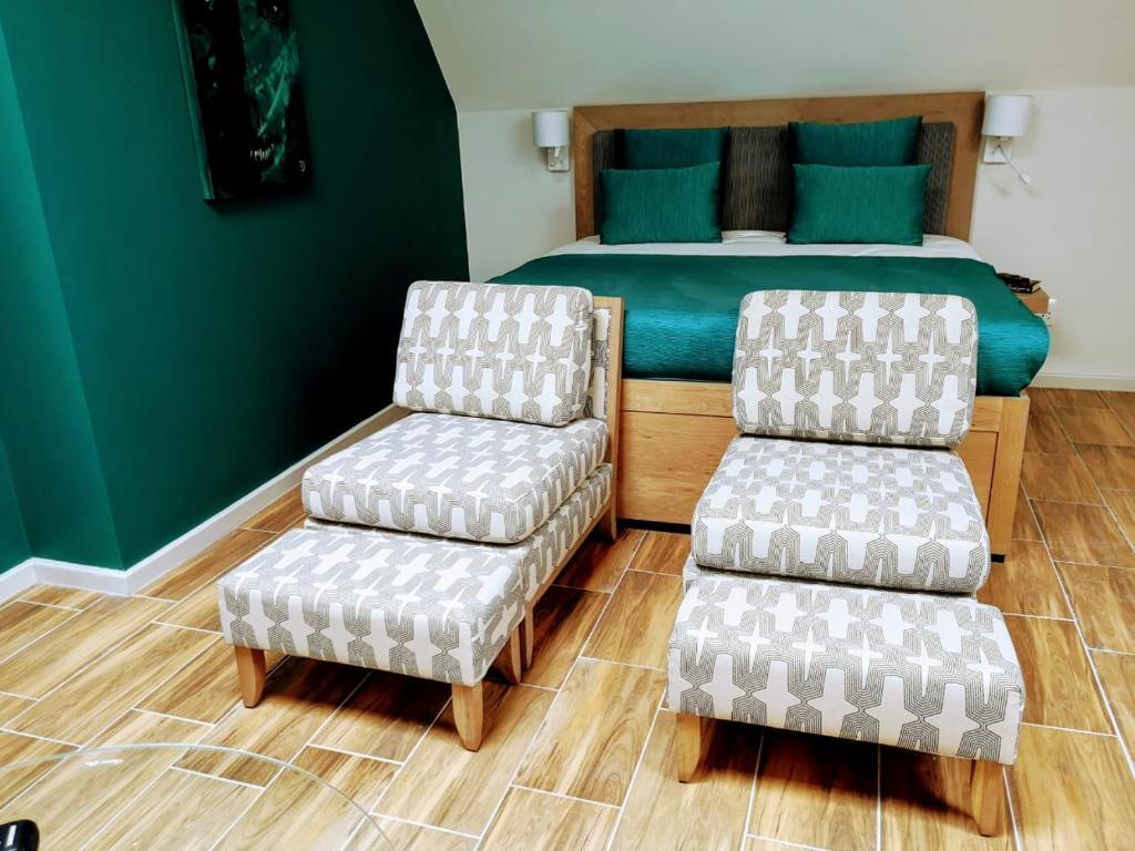 Urban Oasis At Windburg Suites Cape Town