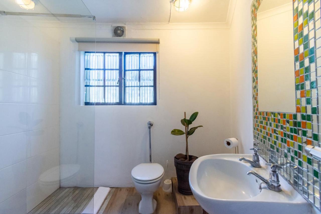 Holiday home Surburban Bliss - Claremont *