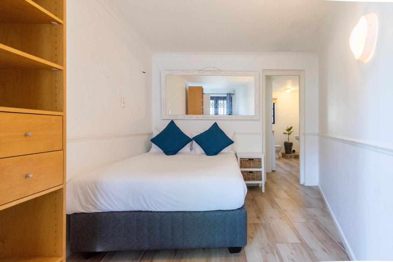 Surburban Bliss - Claremont * Cape Town