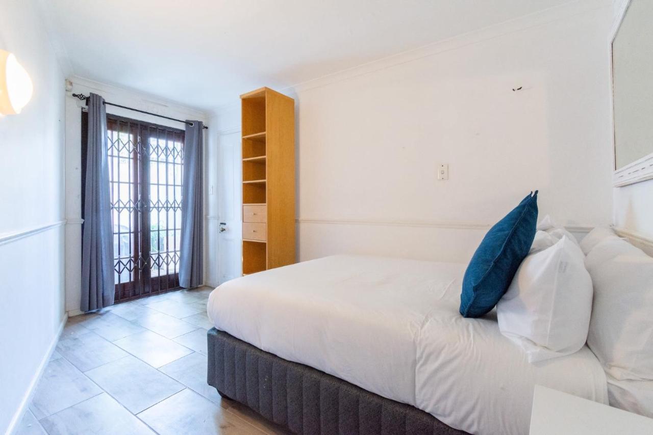 Surburban Bliss - Claremont Holiday home