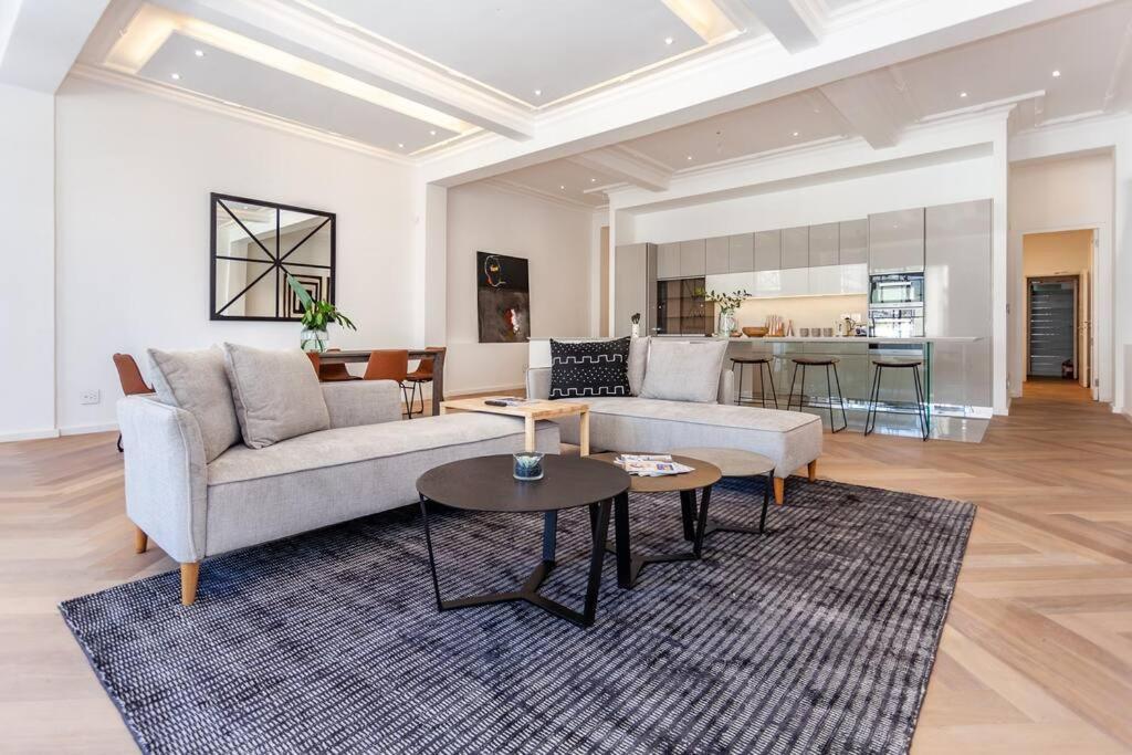 Luxury Penthouse With Views Address On Adderley Cape Town