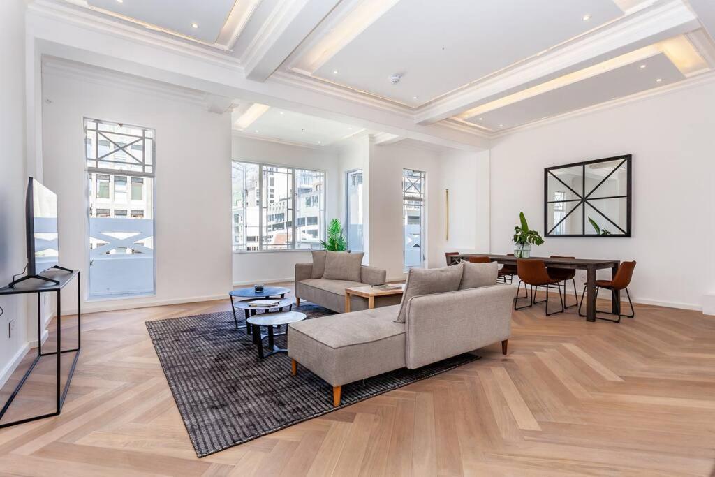 Apartment Luxury Penthouse With Views Address On Adderley *
