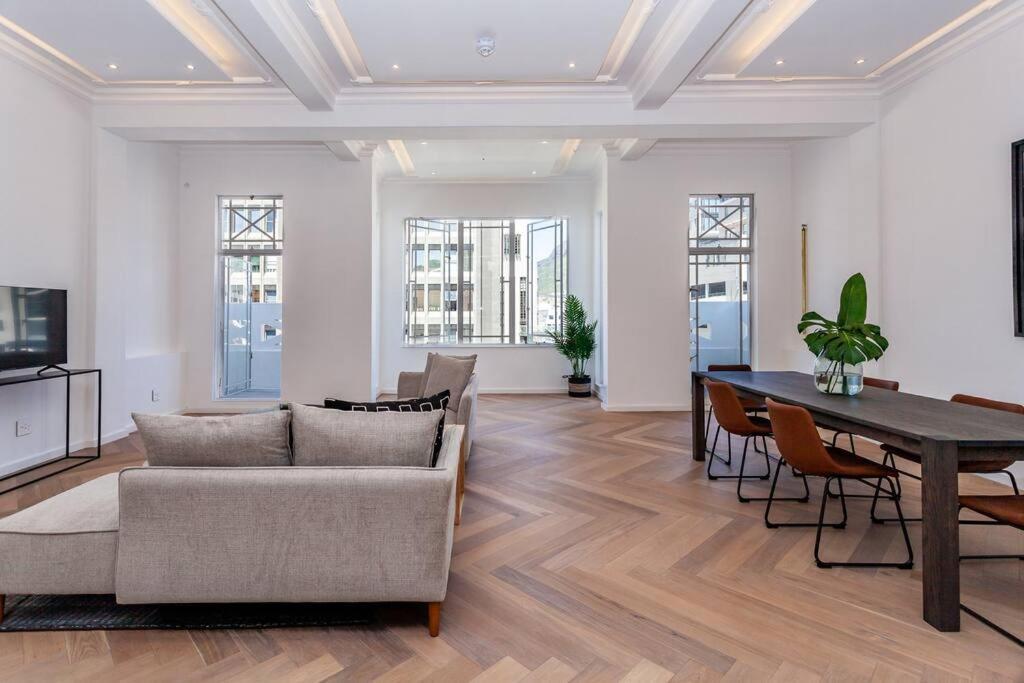 Luxury Penthouse With Views Address On Adderley Cape Town