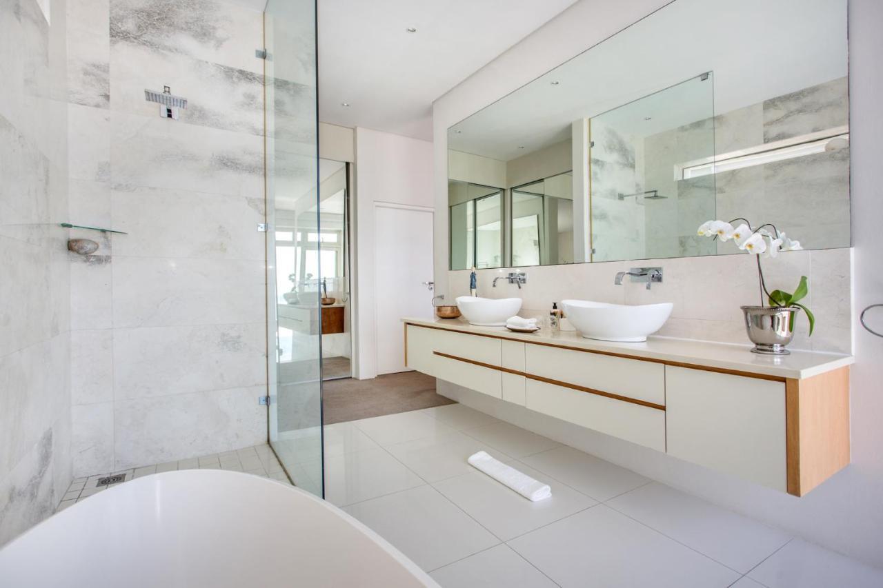 Guest house Far Horizons Camps Bay Cape Town