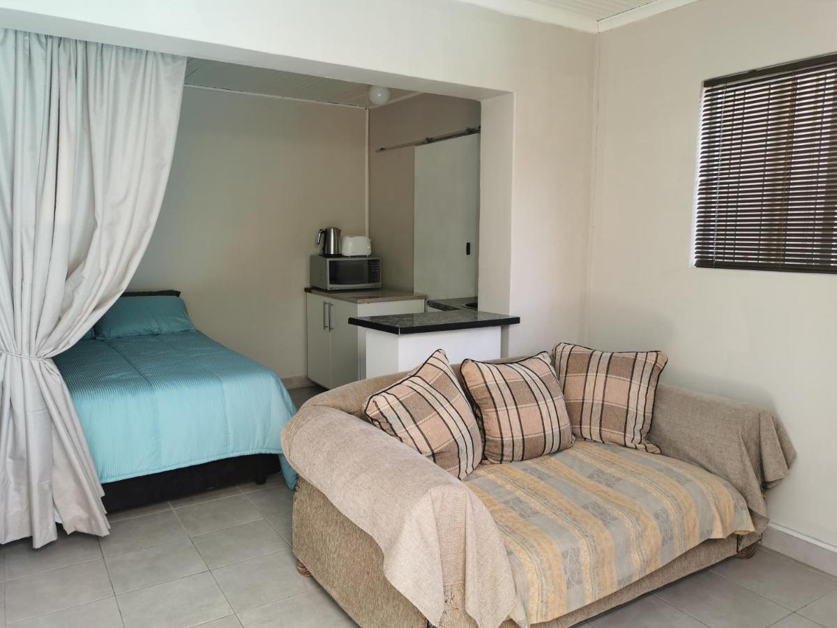Layla's Airbnb Guest house
