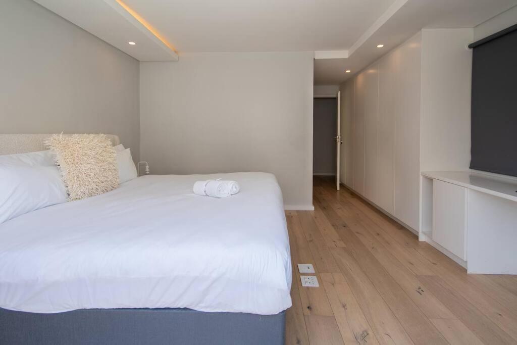 Newly Built 2-bedroom In Ten-on-q *