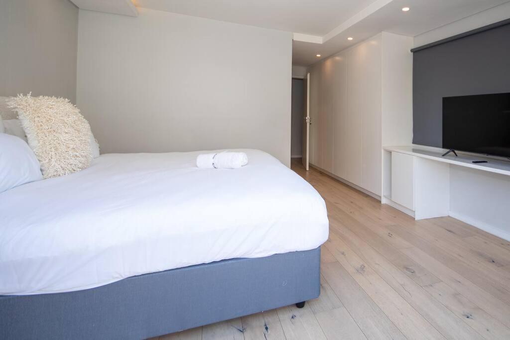 Apartamento Newly Built 2-bedroom In Ten-on-q Cidade Do Cabo