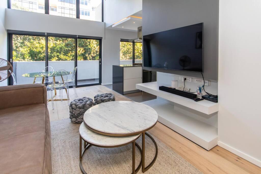 Newly Built 2-bedroom In Ten-on-q Apartamento Cidade Do Cabo