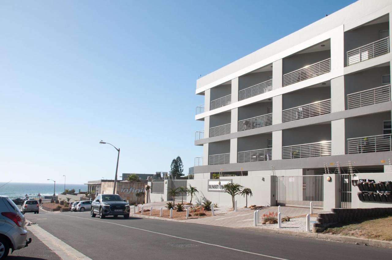 Apartment The Atlantic Blue Blouberg Beachfront Loadshedding Friendly! *