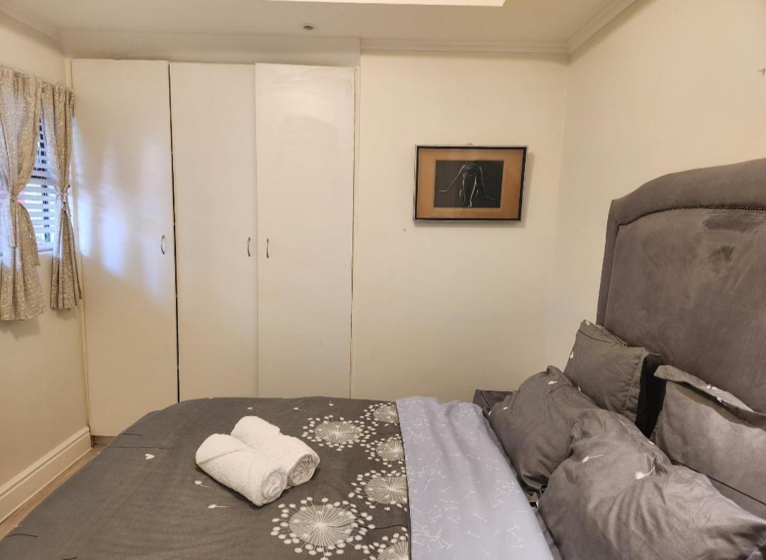 Apartment Centrally Vacation Home In Beach Road