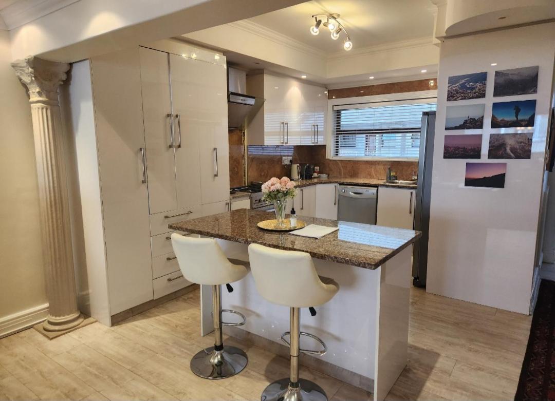 Centrally Vacation Home In Beach Road Apartment