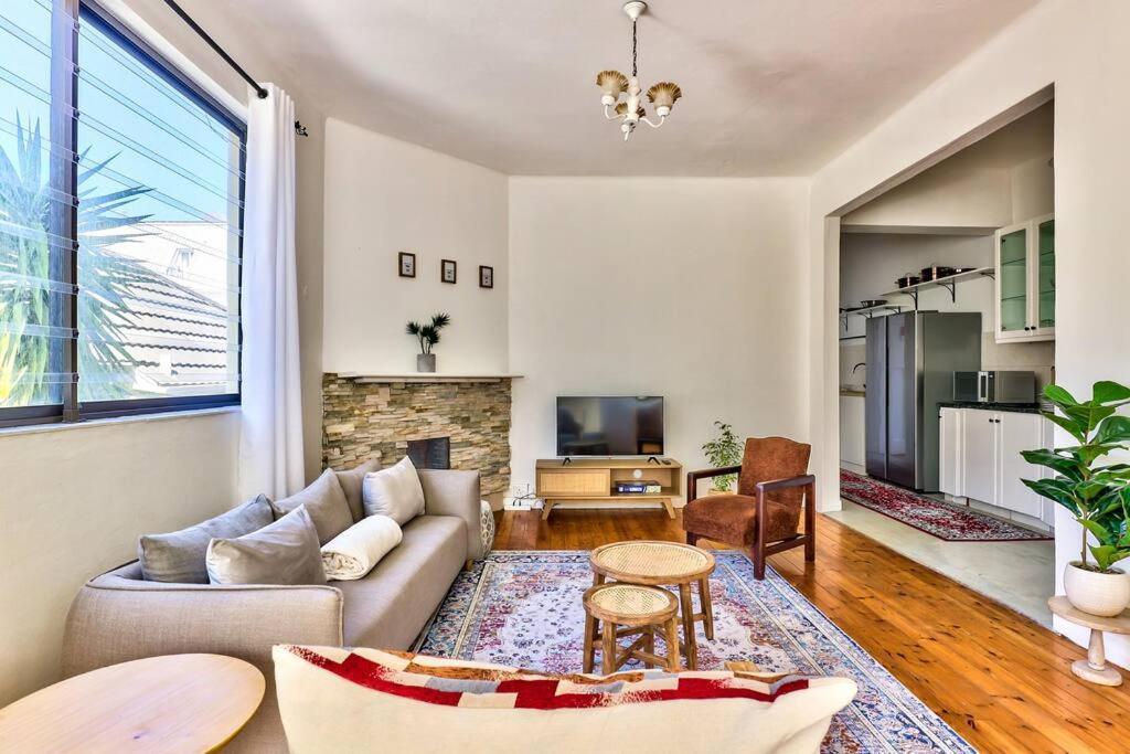 Westminster 2 Bedroom In Sea Point Cape Town