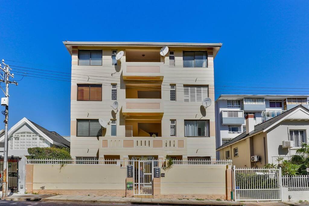 Westminster 2 Bedroom In Sea Point *