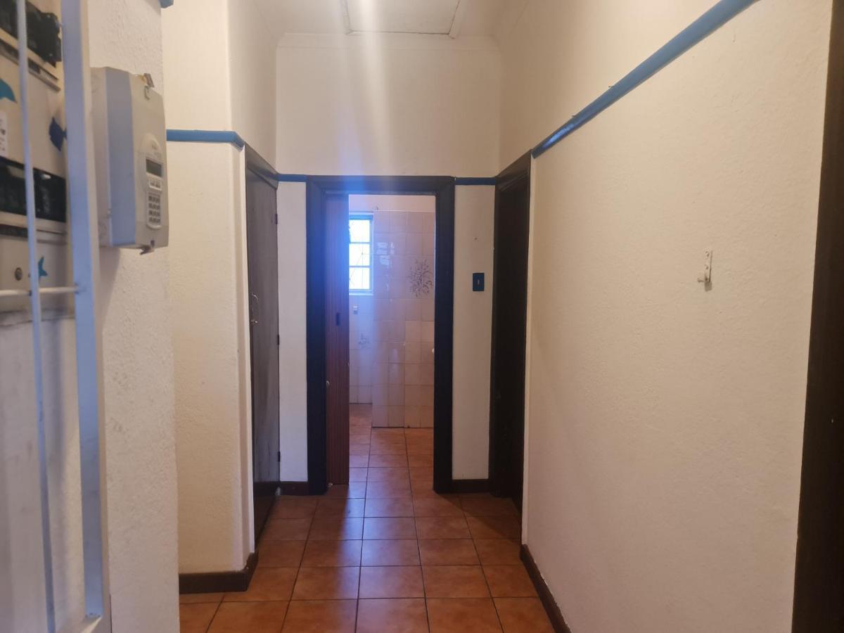 Hasate 13 Louwville Street Belliville South Africa Villa *