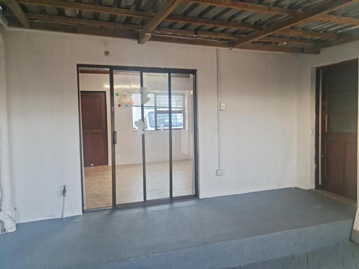 Hasate 13 Louwville Street Belliville South Africa Villa Cape Town