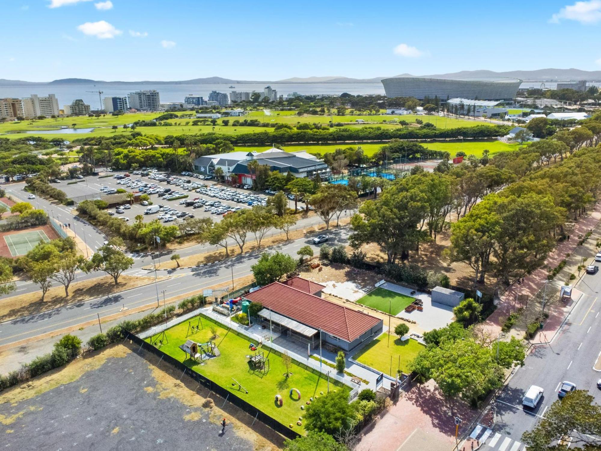Fairmile Urban Oasis By Host Agents Apartamento