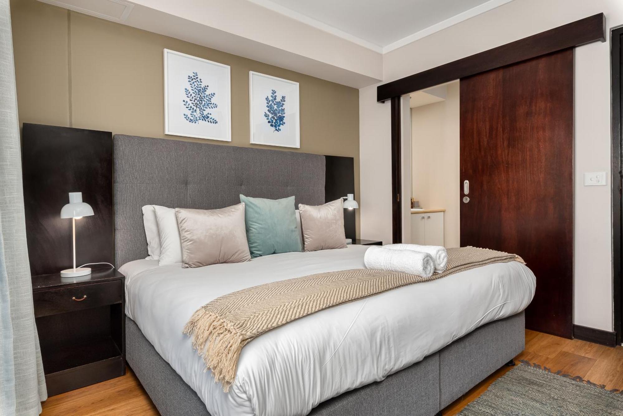 Icon Apartment