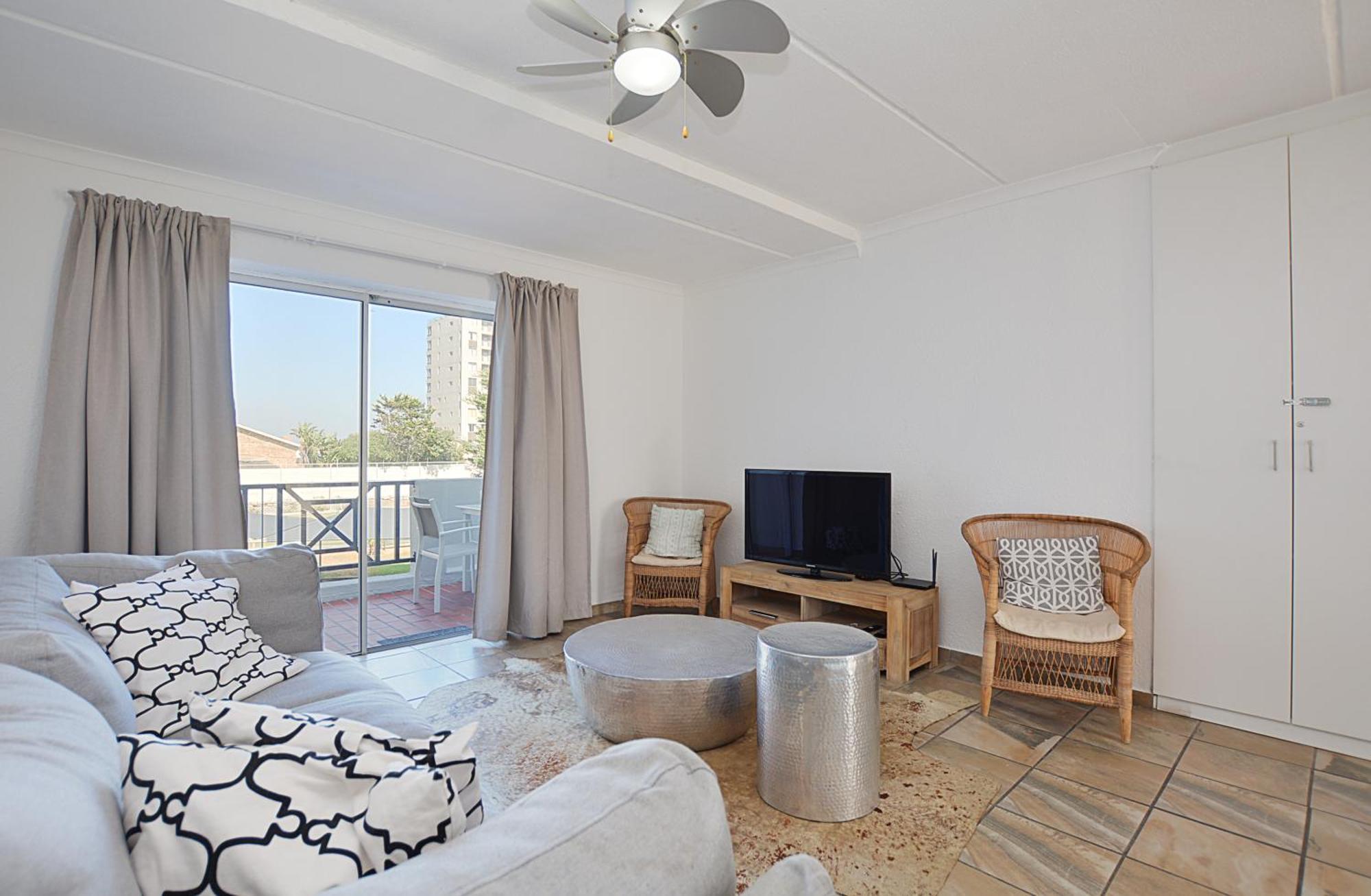 49 Mont Serrat Blouberg