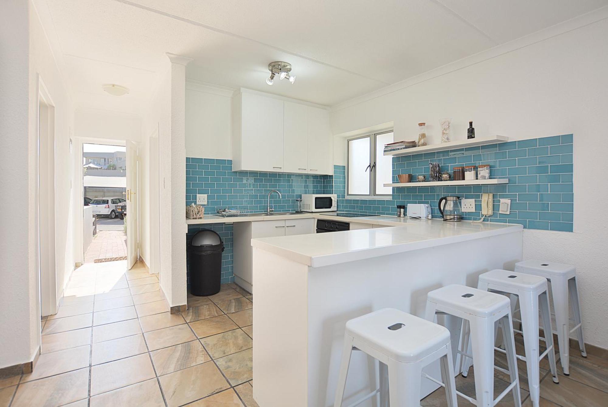 49 Mont Serrat Blouberg * Cape Town