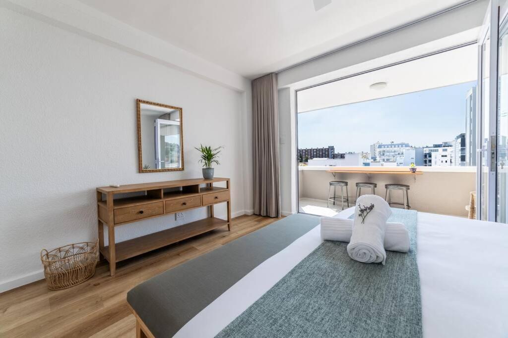 Greenpoint Emerald Cape Town