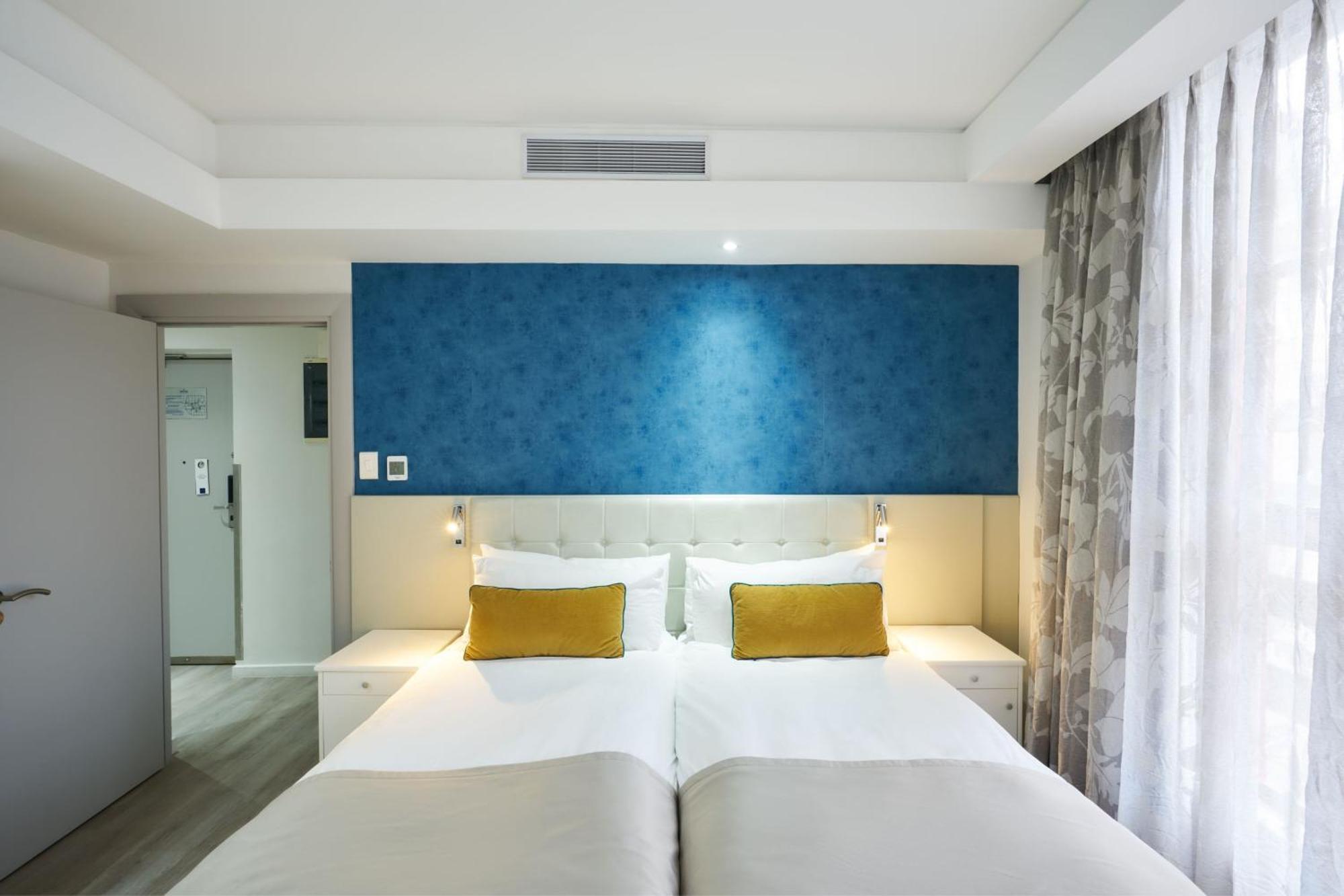 Protea By Marriott North Wharf Hotel Cape Town