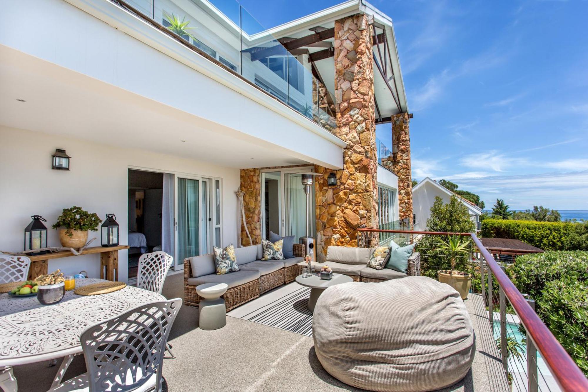 Far Horizons Camps Bay 4* Cape Town