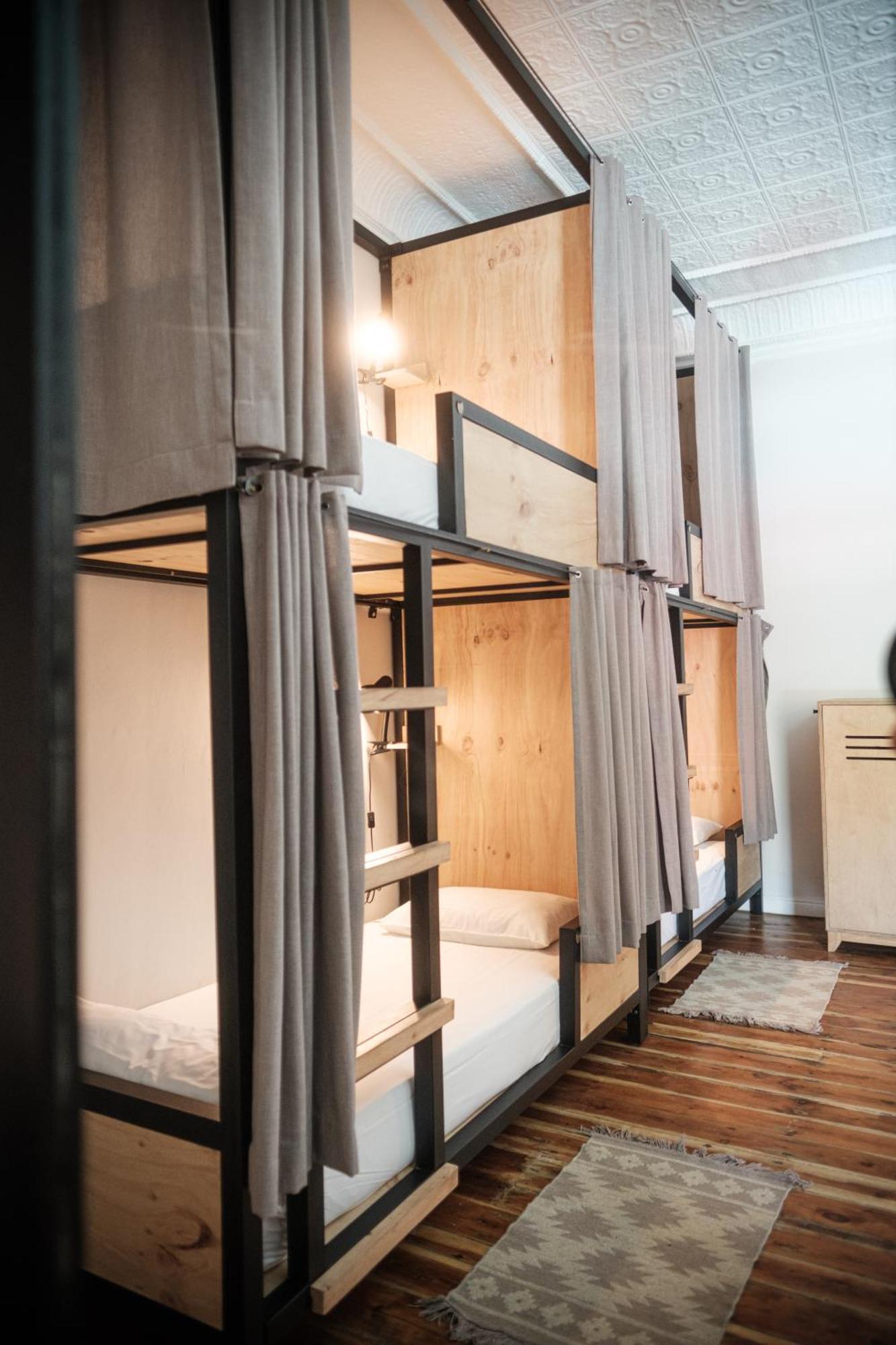 Viva Hostel *