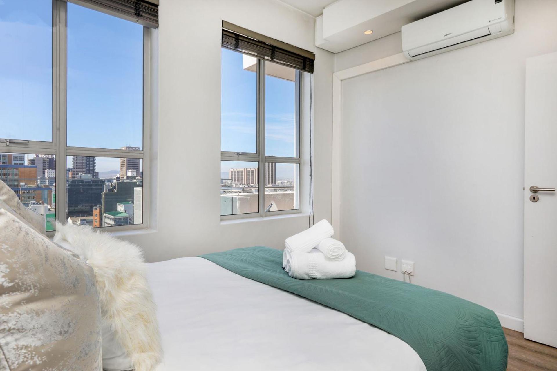 Apartment Backup-powered Elegant Balcony *