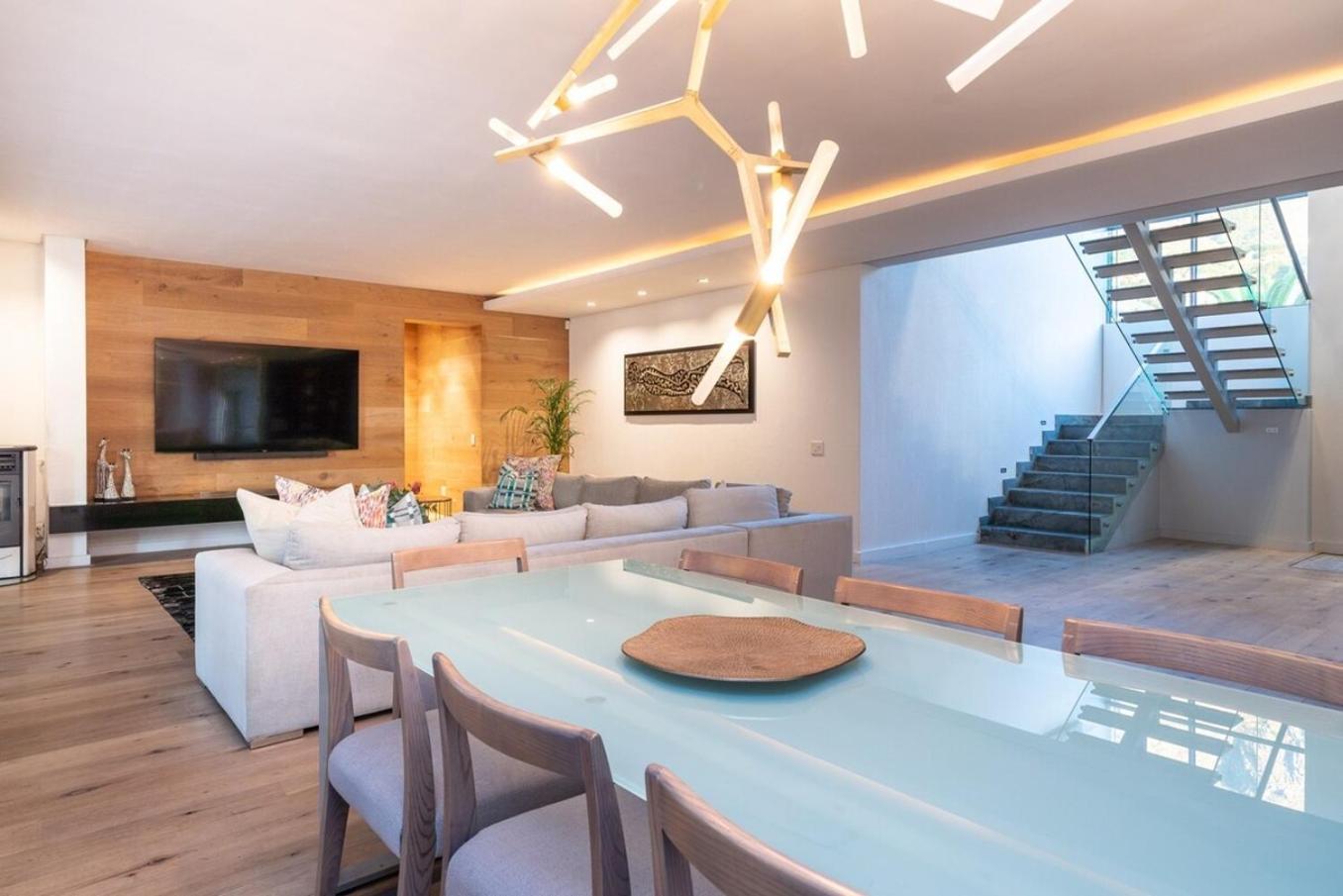 Amara Lincoln - 100m From Camps Bay Villa *