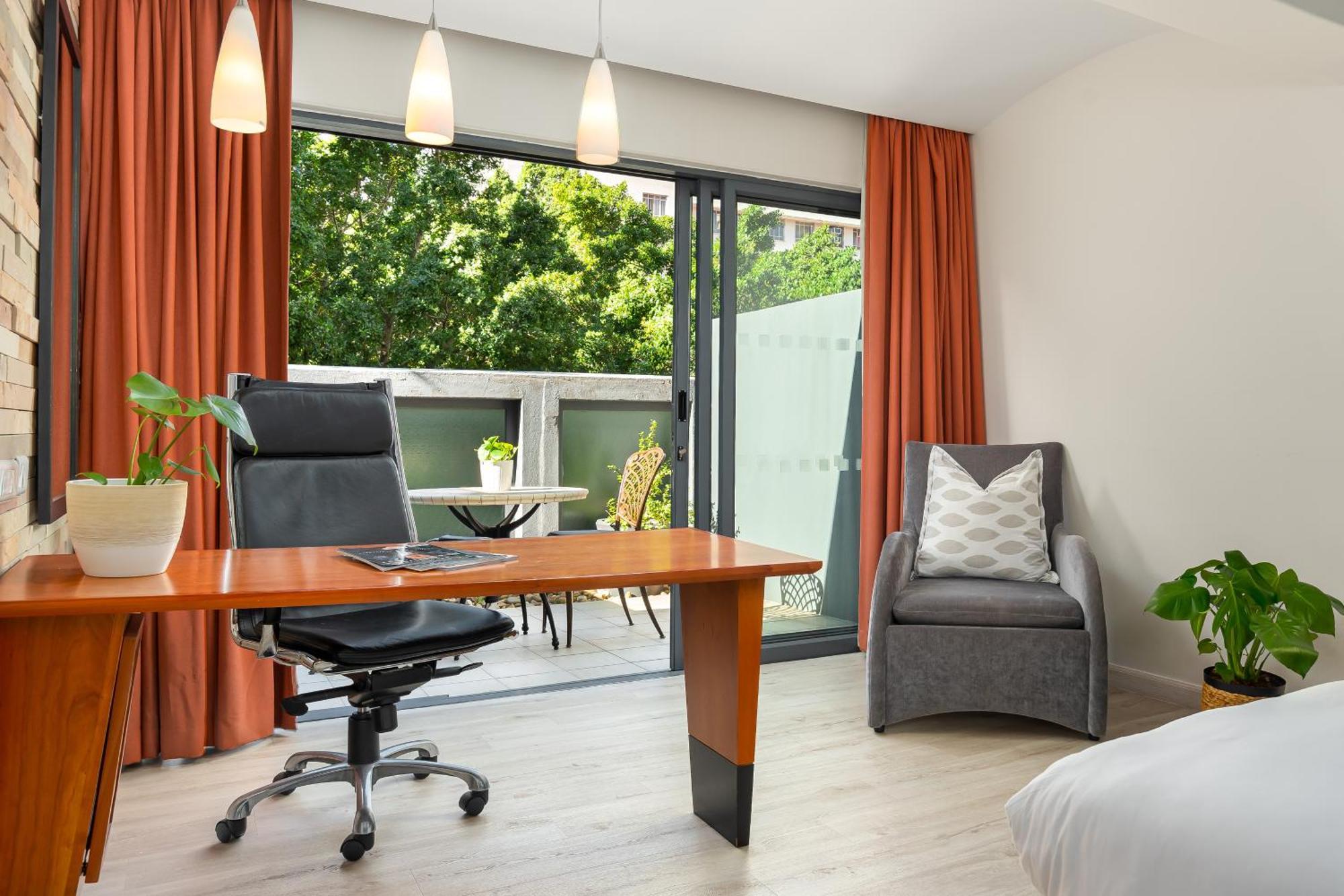 Neighbourgood East 3* Cape Town